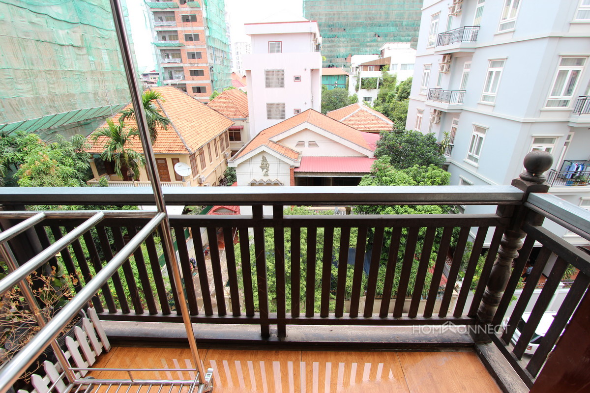 Tidy 2 Bedroom Apartment in Tonle Bassac | Phnom Penh