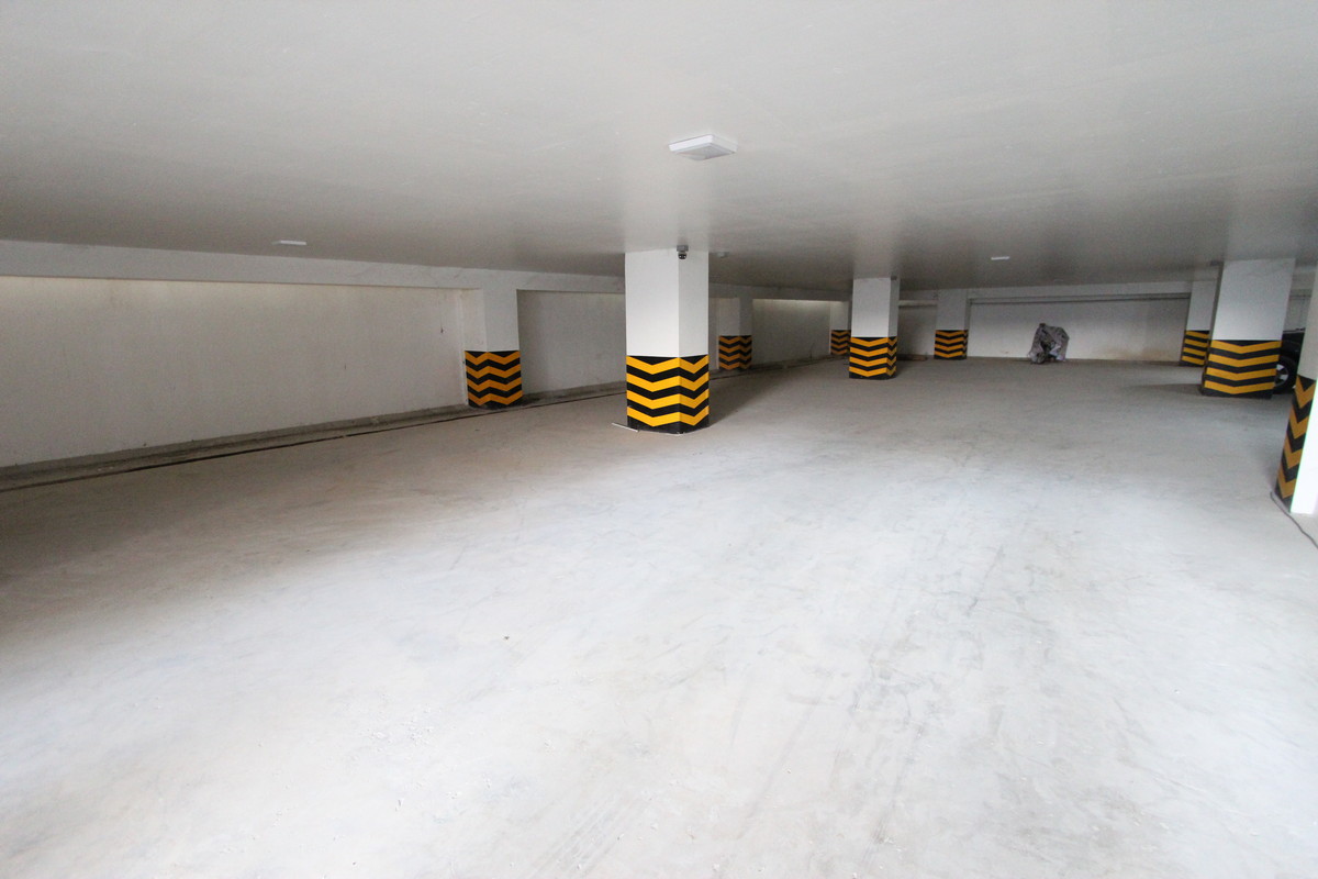 Large Office Space On A Major Boulevard Near Russian Market | Phnom Penh