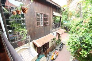 Traditional Wooden 3 Bedroom House in Boeung Trabek | Phnom Penh