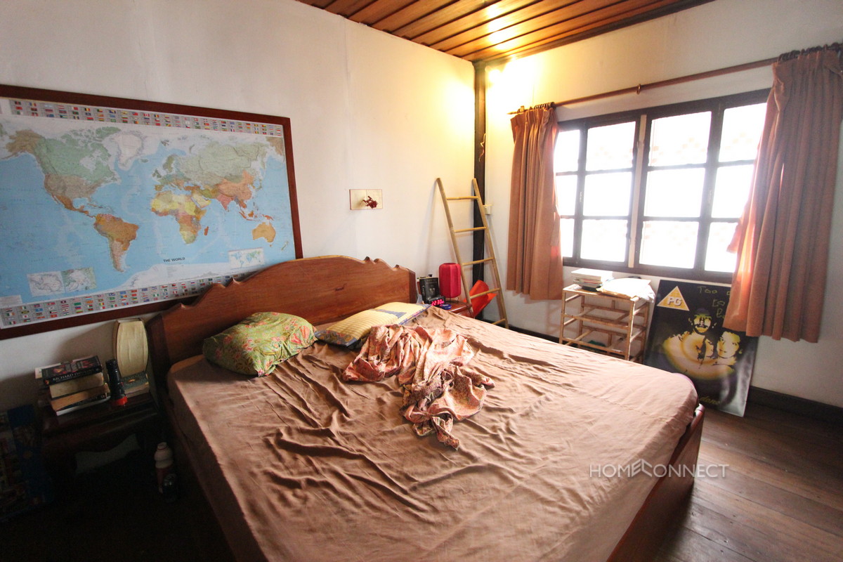 Traditional Wooden 3 Bedroom House in Boeung Trabek | Phnom Penh