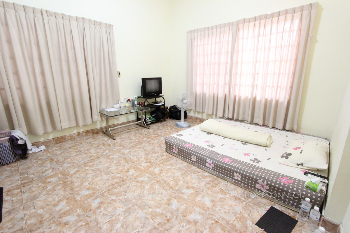 Large and Spacious 5 Bedroom Villa in Tonle Bassac | Phnom Penh