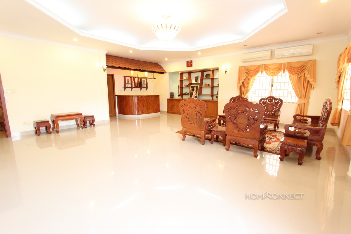 Pleasant Villa on a Quiet Street in Tonle Bassac | Phnom Penh