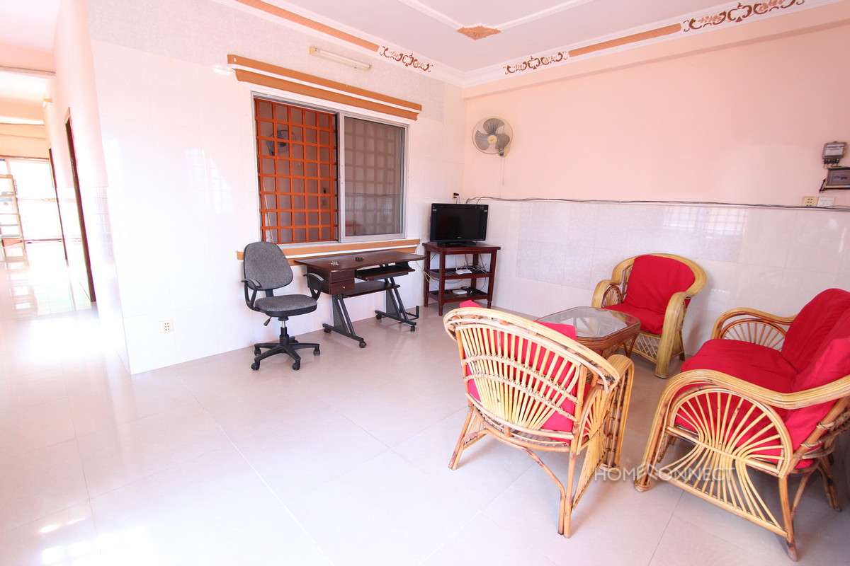 Budget 2 Bedroom Apartment Near the Russian Market | Phnom Penh