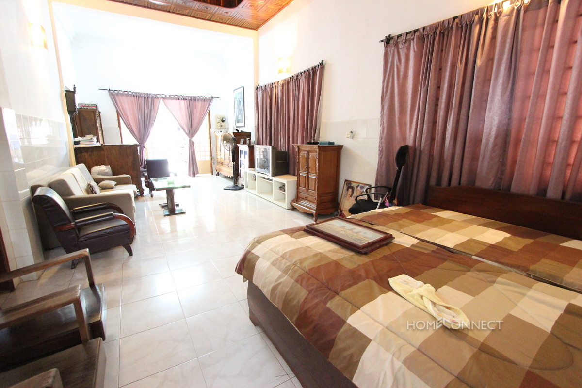 Cosy 3 Bedroom Villa on a Large Block in Boeung Trabek | Phnom Penh Real Estate