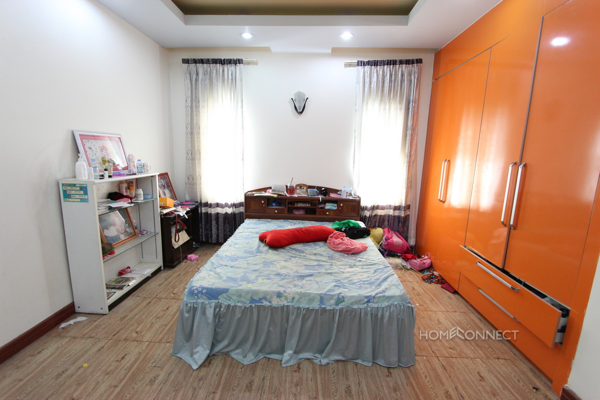 Modern 3 Bedroom Townhouse In Boeung Tumpun | Phnom Penh