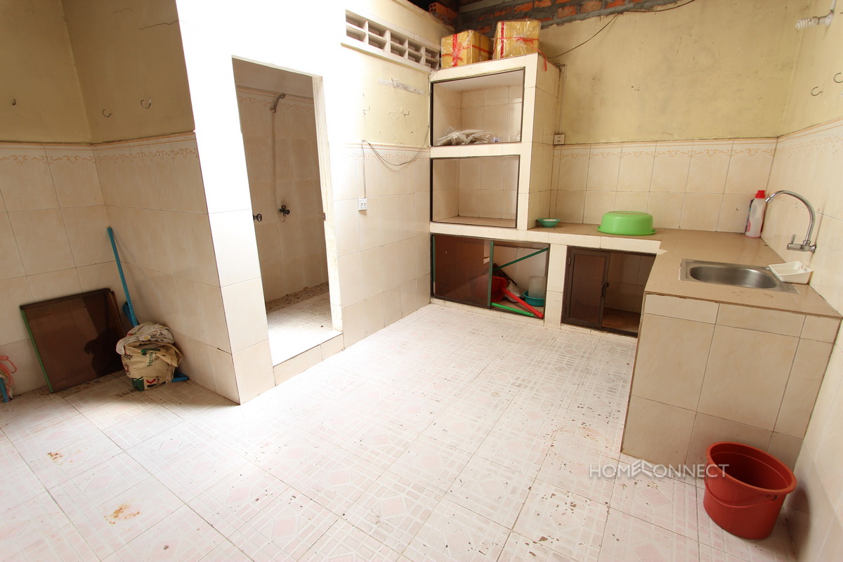 Townhouse for Rent Near the Russian Market | Phnom Penh