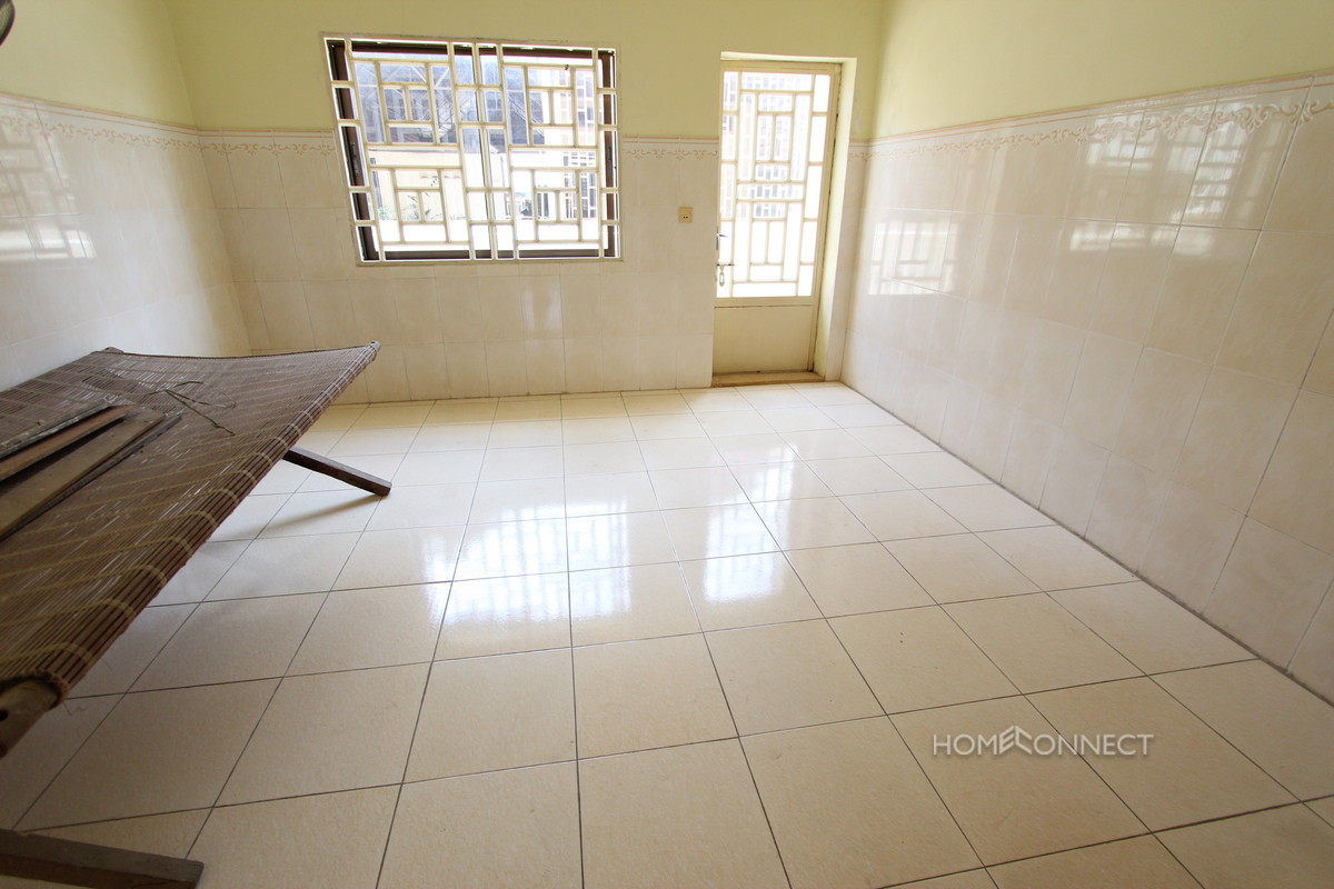 Townhouse for Rent Near the Russian Market | Phnom Penh