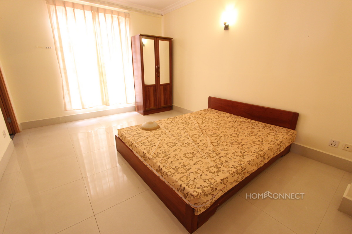 Roomy 3 Bedroom Apartment Near the Russian Market | Phnom Penh Real Estate