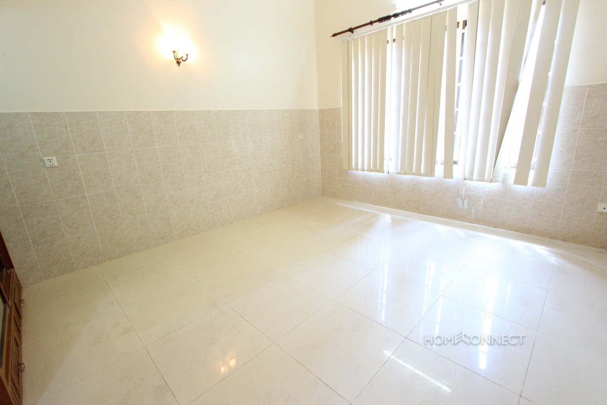 Contemporary 4 Bedroom Villa Near the Russian Market | Phnom Penh Real Estate