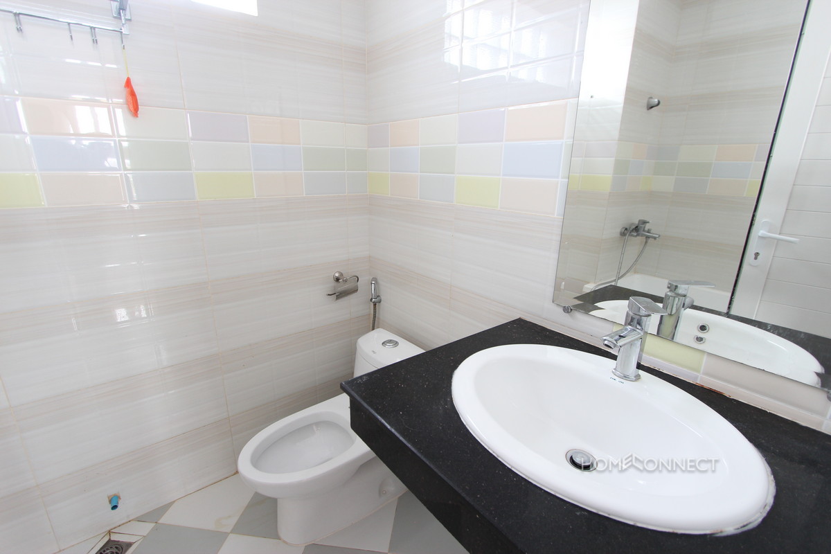 Serviced Apartment in the Historic Wat Phnom Area | Phnom Penh Real Estate