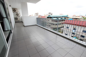 Beautiful 3 Bedroom Apartment Near The Russian Market | Phnom Penh Real Estate