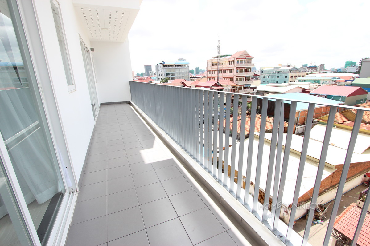 Beautiful 3 Bedroom Apartment Near The Russian Market | Phnom Penh Real Estate