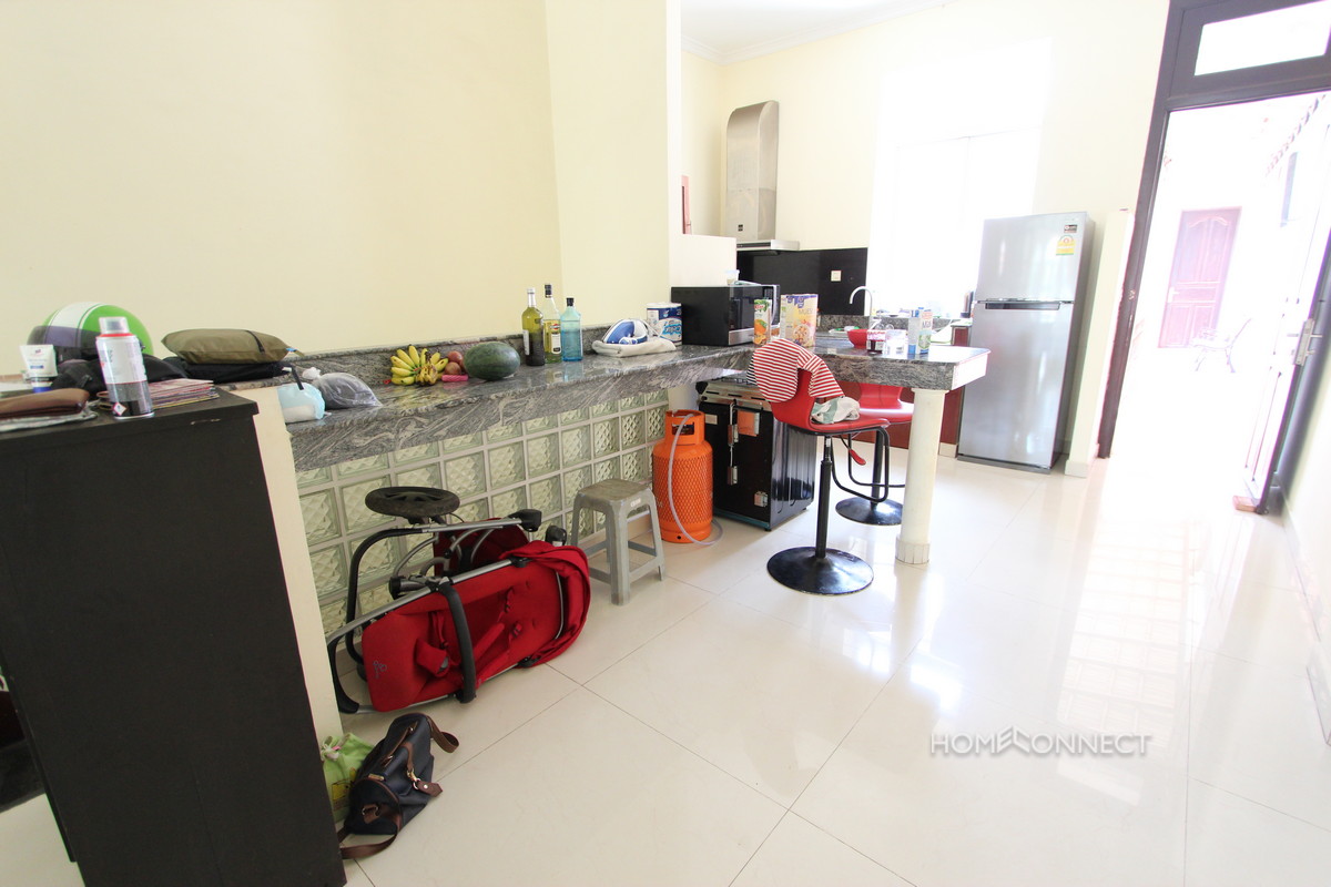 French Colonial 3 Bedroom Apartment For Rent Near Wat Phnom | Phnom Penh Real Estate