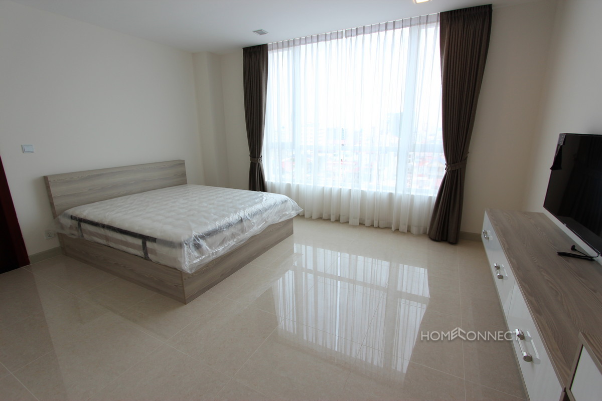 Modern 3 Bedroom Fully Serviced Apartment in BKK3 | Phnom Penh Real Estate