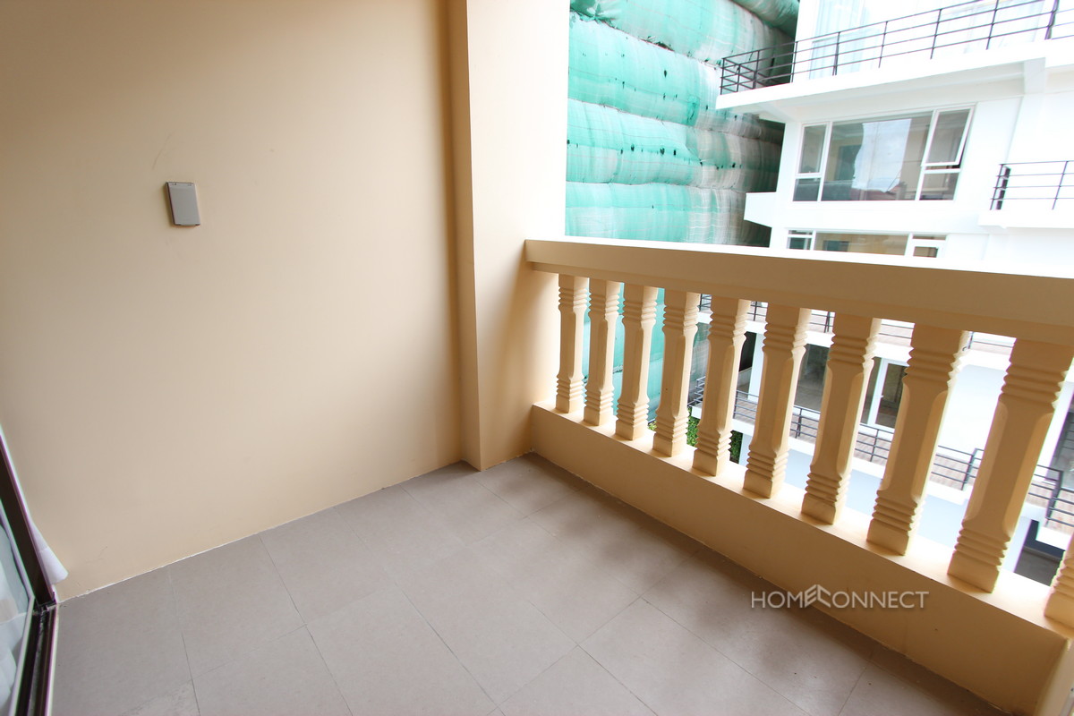 Modern Western 1 Bedroom Apartment In Tonle Bassac | Phnom Penh Real Estate