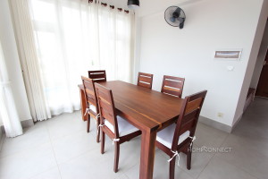 Beautiful 2 Bedroom Apartment Near The Royal Palace | Phnom Penh Real Estate