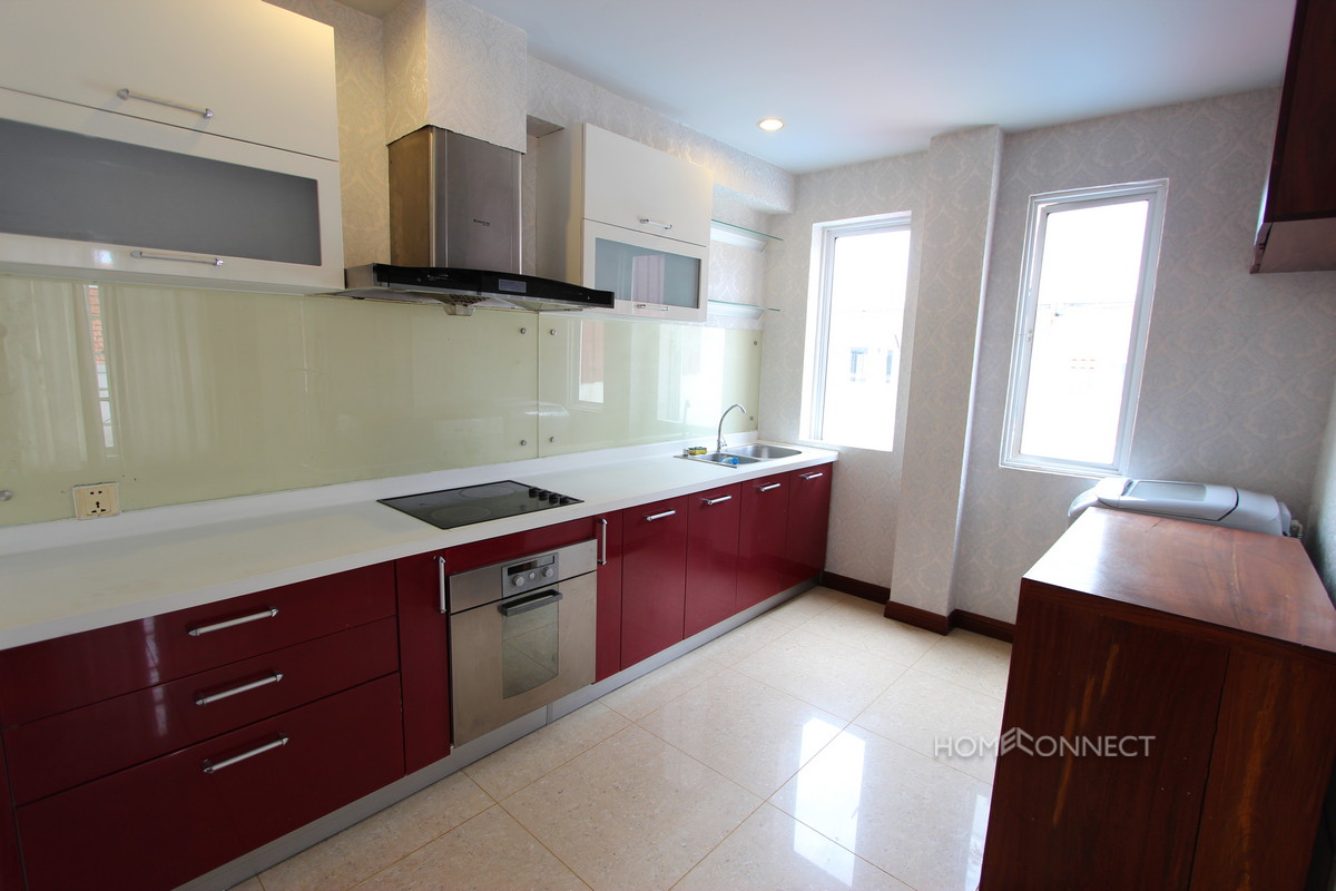 Modern 2 Bedroom Apartment Beside Independence Monument | Phnom Penh Real Estate