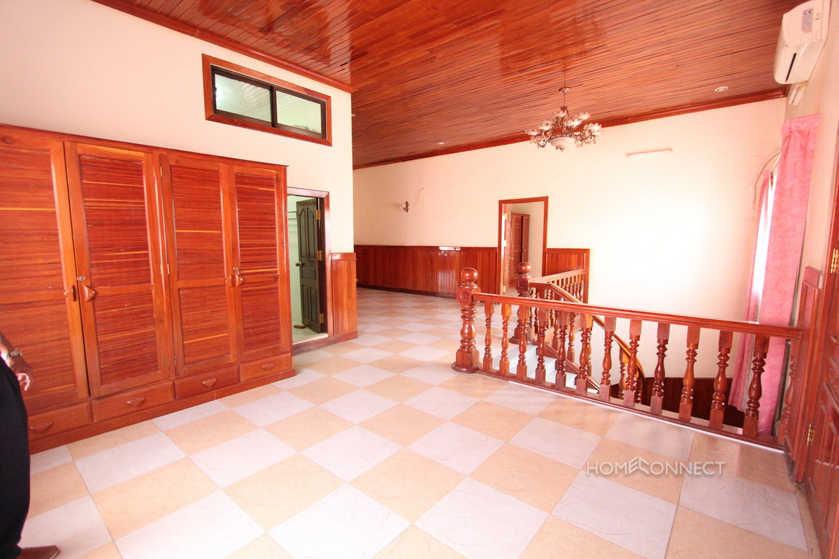 Spacious 5 Bedroom Villa Near Northbridge | Phnom Penh Real Estate