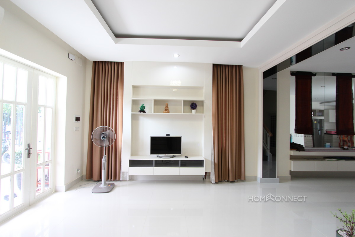 Modern 4 Bedroom Townhouse With Pool Near ISPP School | Phnom Penh Real Estate