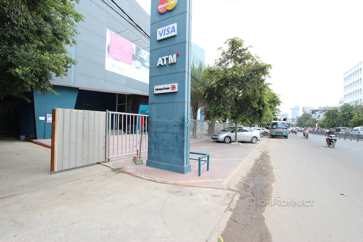 Large Commercial Building on Monivong Boulevard | Phnom Penh