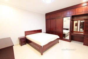 Large 1 Bedroom Apartment in BKK3 | Phnom Penh Real Estate