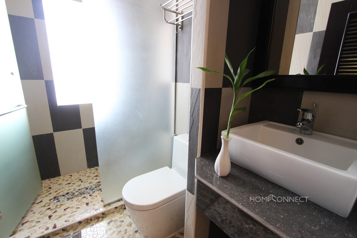 Characteristic Apartment Near the Riverside | Phnom Penh Real Estate