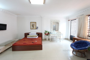 Budget Studio in the Heart of BKK1 | Phnom Penh Real Estate