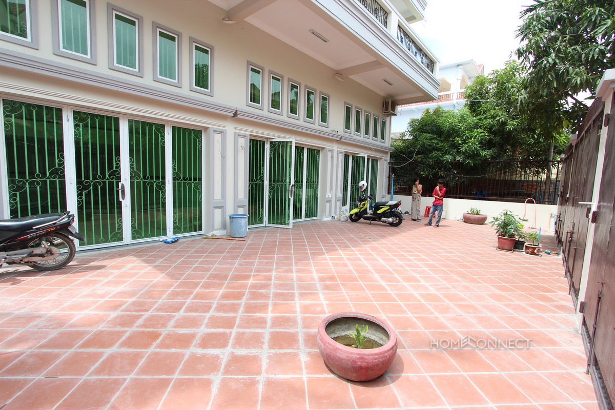 Recently Refurbished Townhouse Near the Russian Market | Phnom Penh Real Estate