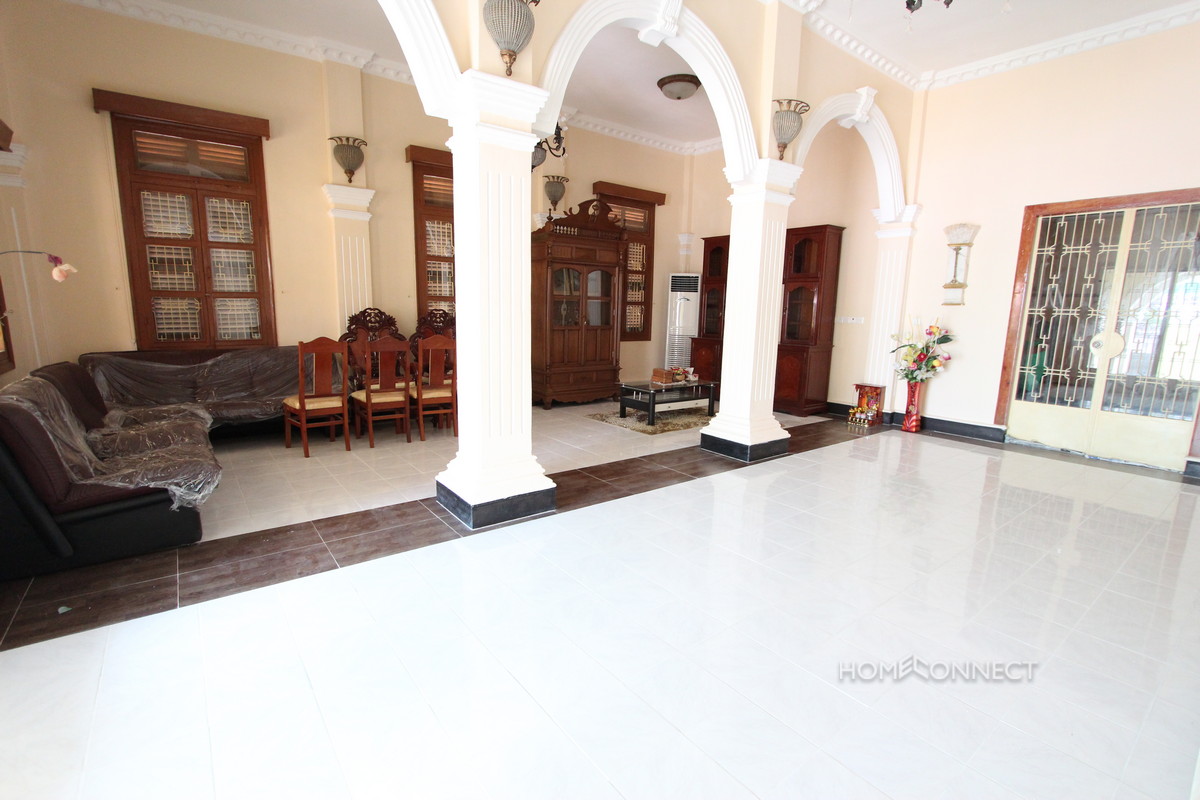 Villa Near the Central Market in Daun Penh | Phnom Penh Real Estate