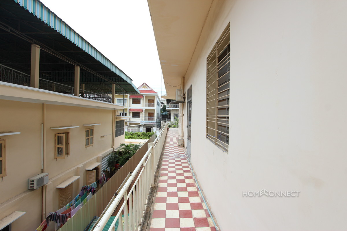 Large Townhouse for Rent Near the Central Market | Phnom Penh Real Estate