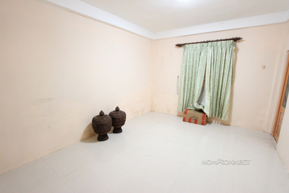 Cosy 3 Bedroom Villa in Boeung Tumpun | Phnom Penh Real Estate