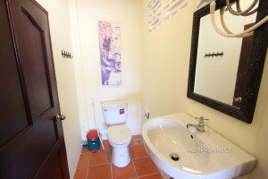 Individual Apartment Near Independent Monument | Phnom Penh Real Estate