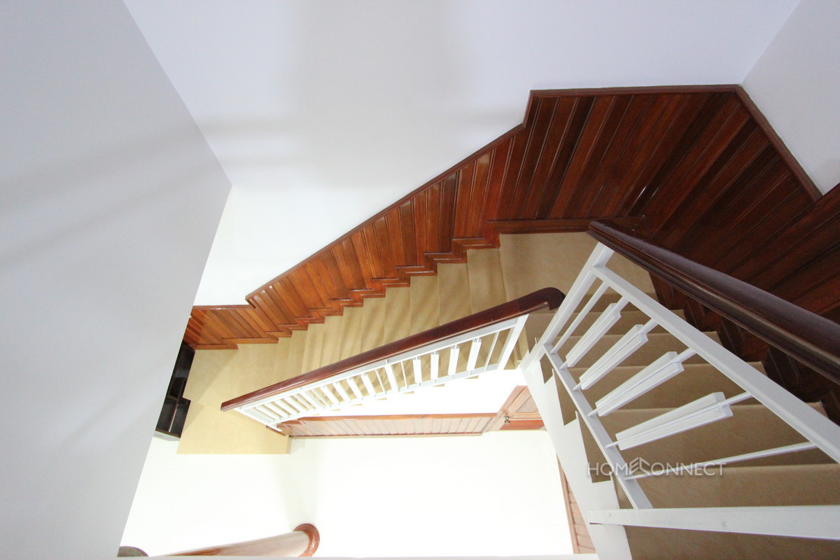 Townhouse With 4 Bedrooms For Rent Beside Aeon Mall | Phnom Penh Real Estate