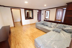 Renovated 3 Bedroom Apartment in BKK1 | Phnom Penh Real Estate