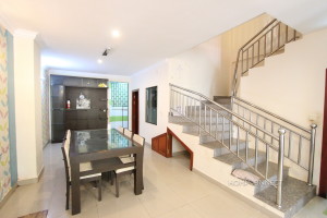 Secure 3 Bedroom Townhouse in Chroy Chongva | Phnom Penh Real Estate