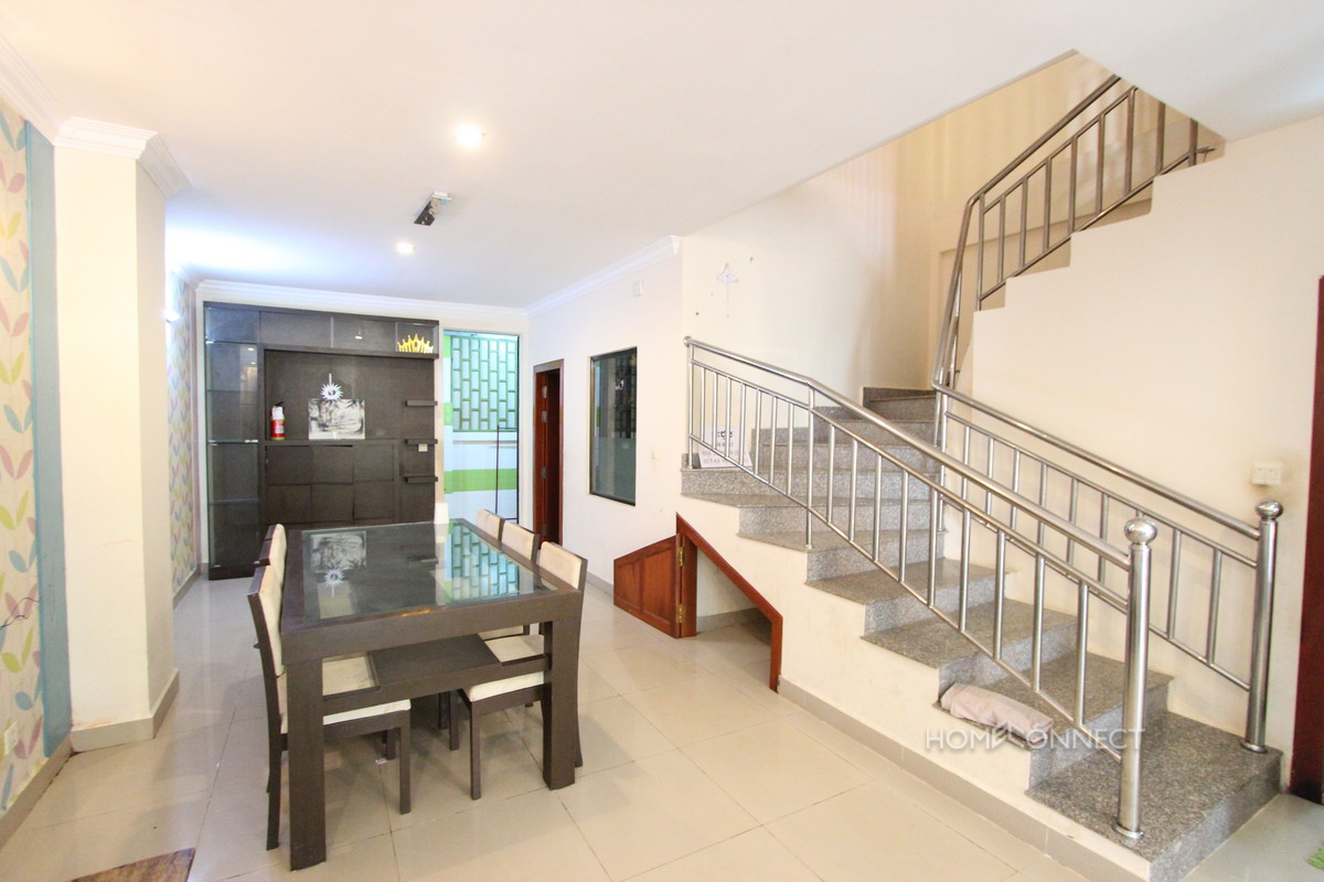 Secure 3 Bedroom Townhouse in Chroy Chongva | Phnom Penh Real Estate