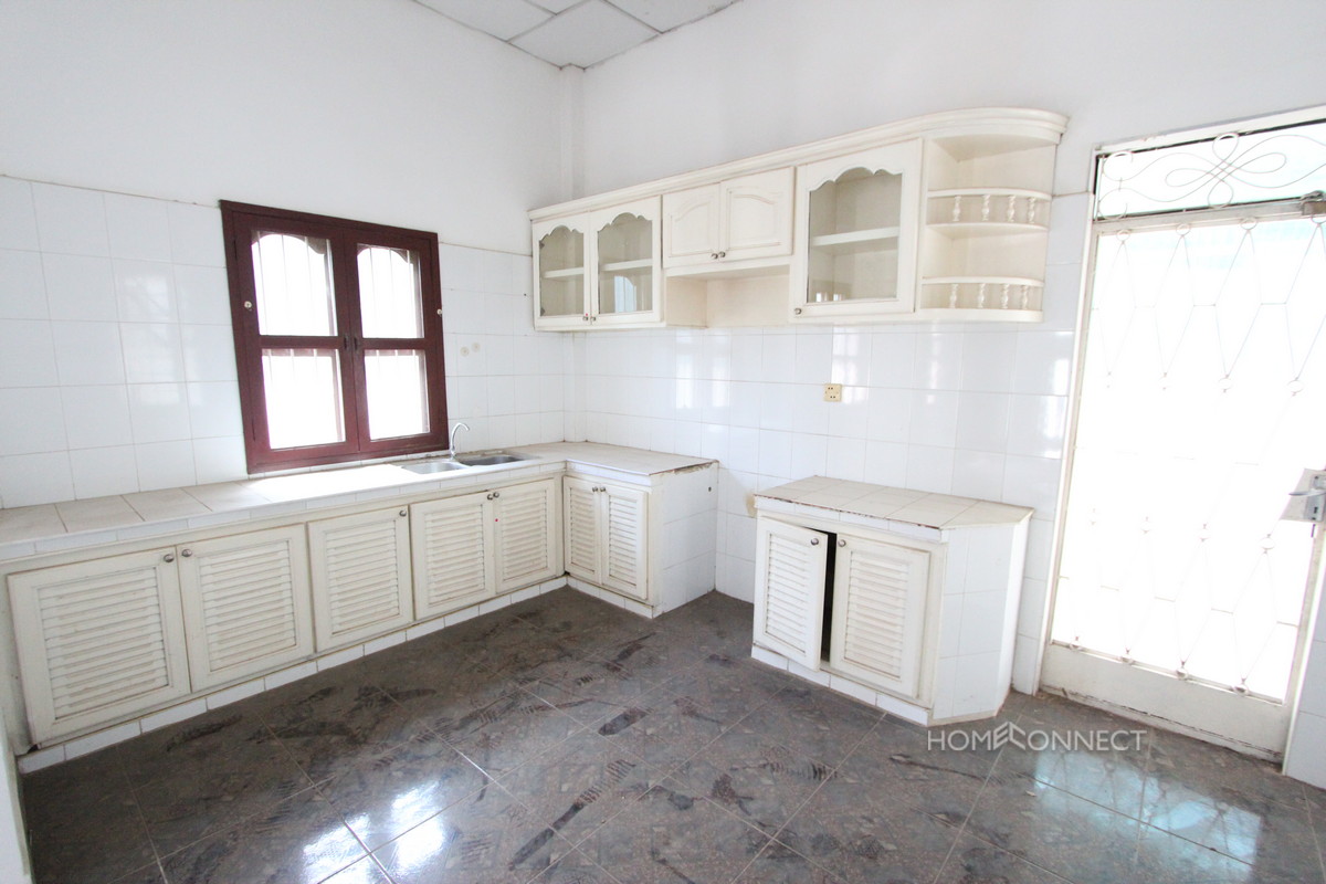 Central Quiet 3 Bedroom Villa in Tonle Bassac | Phnom Penh Real Estate