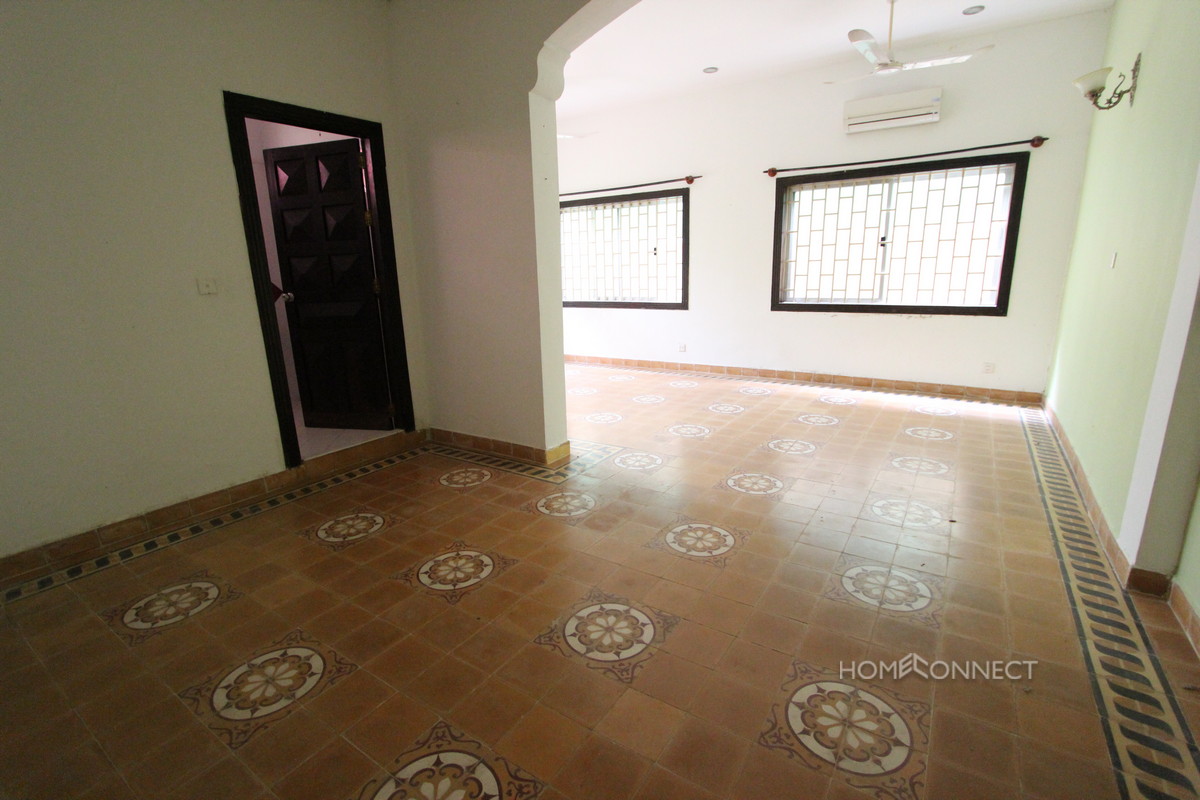 Small Villa for Sale in Leafy Tonle Bassac | Phnom Penh Real Estate