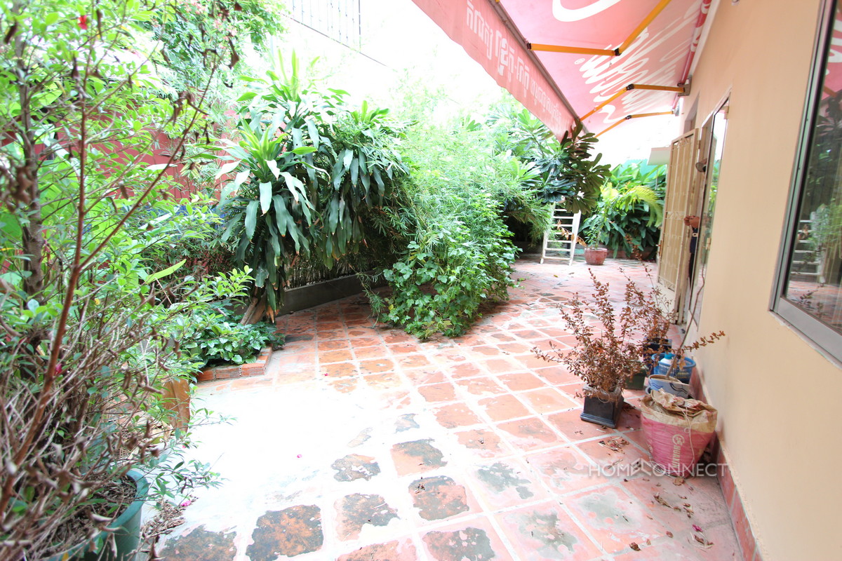 Small Villa for Sale in Leafy Tonle Bassac | Phnom Penh Real Estate