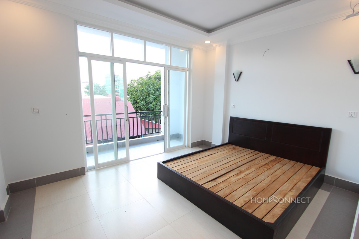 Comfortable 2 Bedroom Russian Market Apartment | Phnom Penh Real Estate