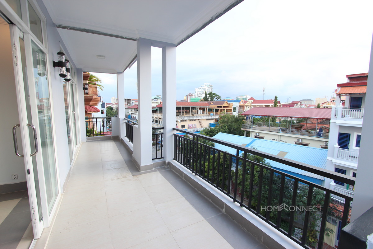 Comfortable 2 Bedroom Russian Market Apartment | Phnom Penh Real Estate