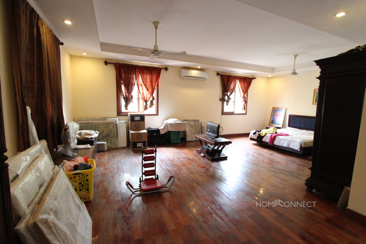 Secure 3 Bedroom Townhouse in Tonle Bassac | Phnom Penh Real Estate