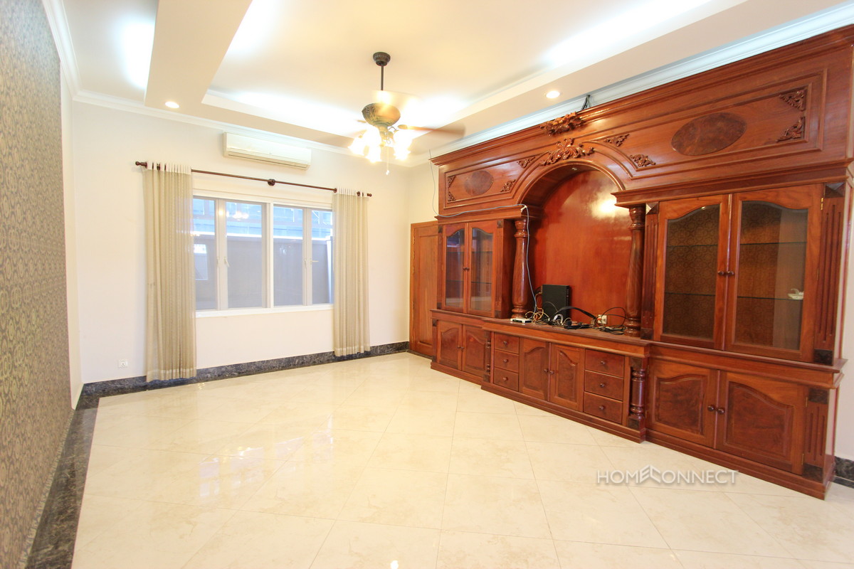 Large and Secure 5 Bedroom Villa in Tonle Bassac| Phnom Penh Real Estate