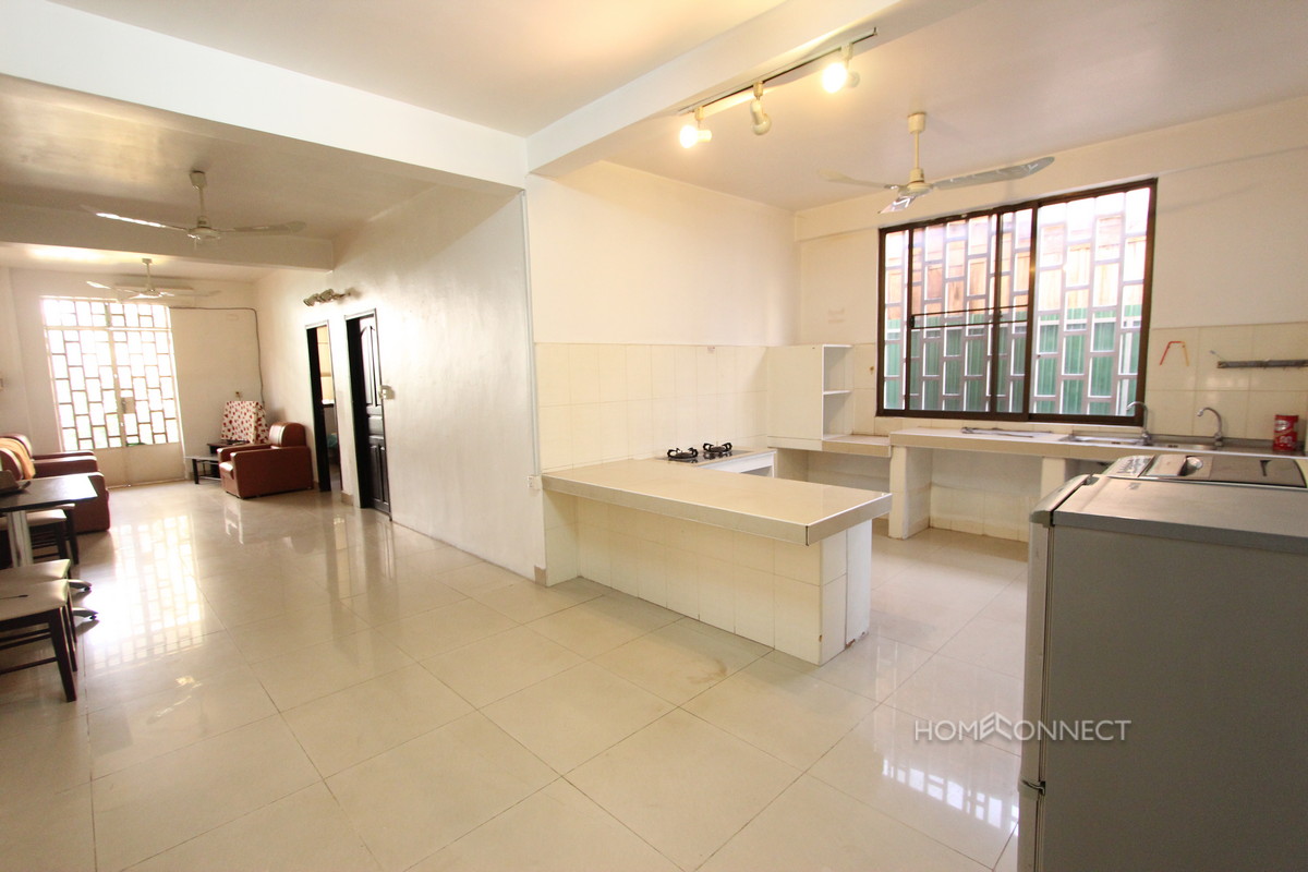 Pleasant 2 Bedroom Apartment in BKK3 | Phnom Penh Real Estate