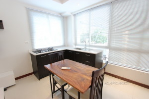 Modern Luxury Apartment Close To Independence Monument | Phnom Penh Real Estate