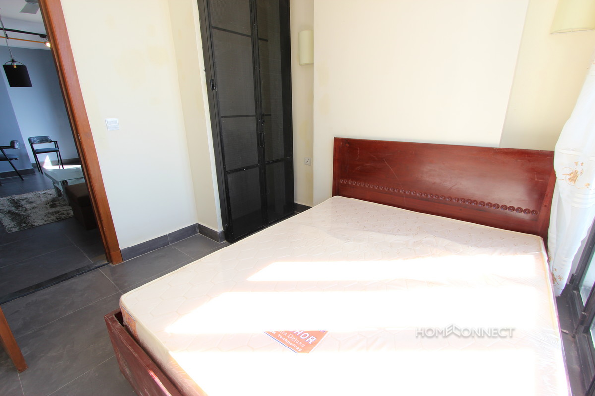 Newly Constructed 2 Bedroom Apartment in Tonle Bassac | Phnom Penh Real Estate