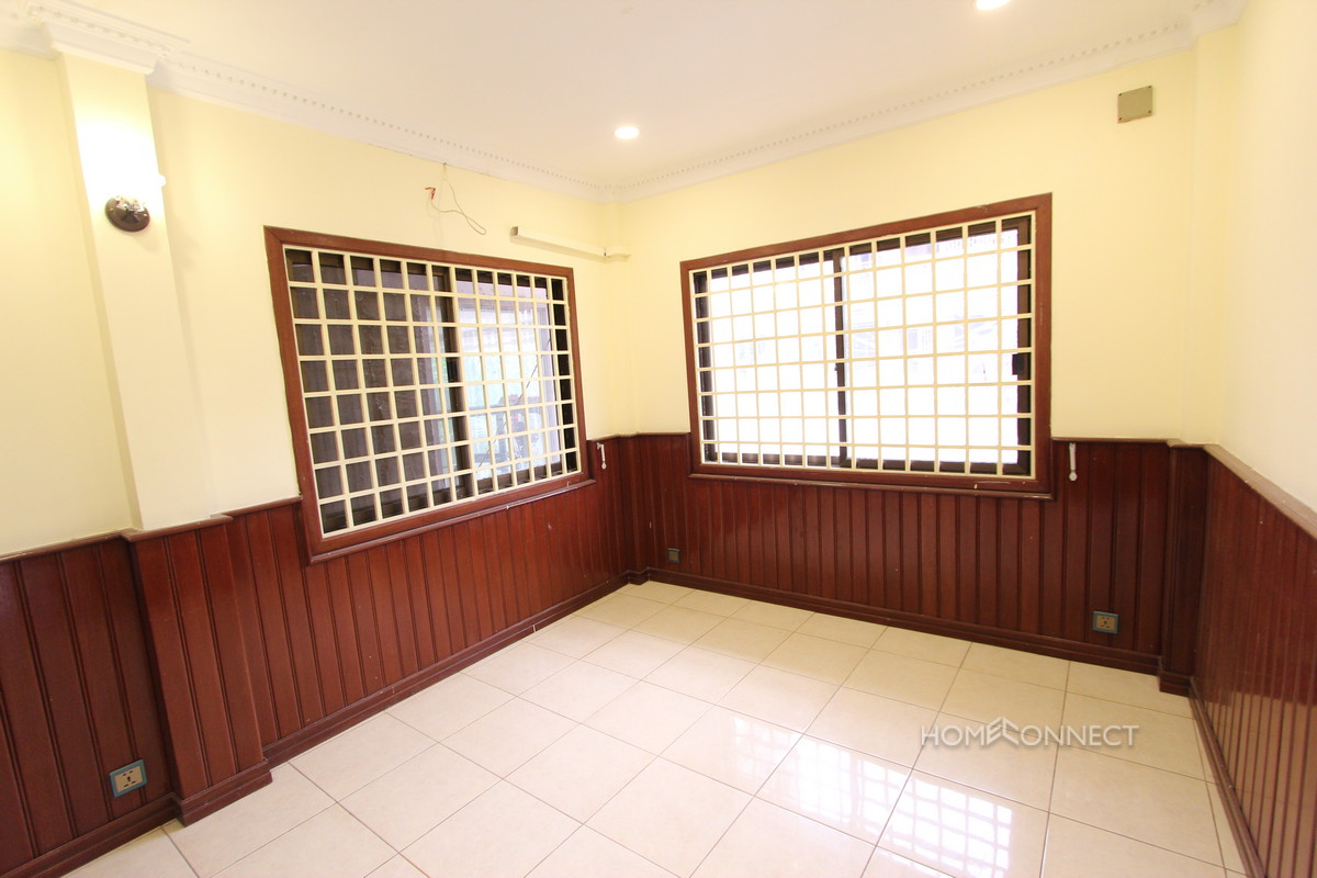 Large Villa located Close to the Russian Market | Phnom Penh Real Estate