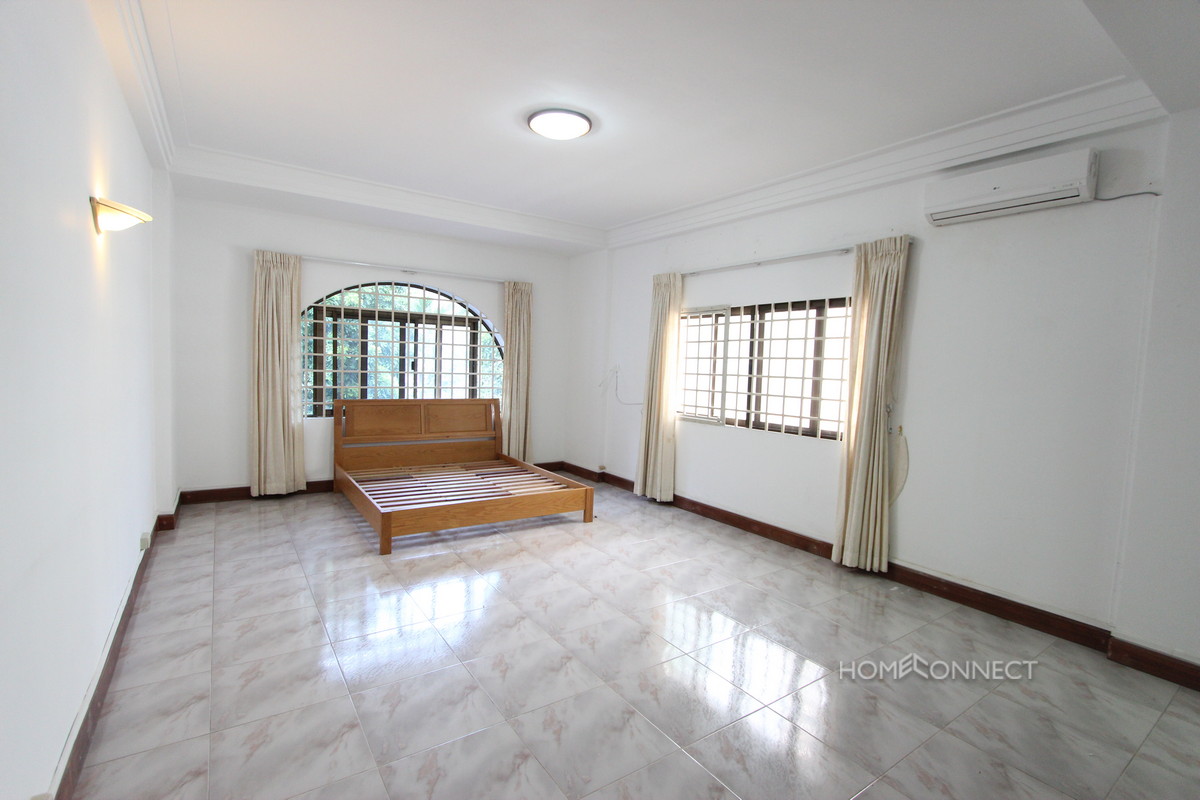 Large Villa for Rent in Central Daun Penh | Phnom Penh Real Estate