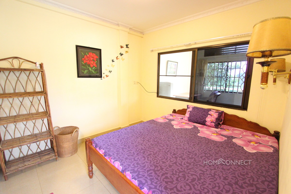 Cosy 1 Bedroom Apartment Near the Royal Palace | Phnom Penh Real Estate