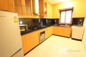 Hansome 2 Bedroom Apartment For Rent In The Heart Of BKK1 | Phnom Penh Real Estate